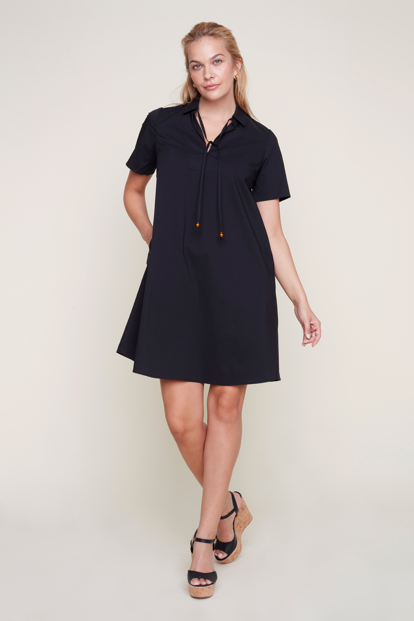 Robe à Manches Courtes et Poches Renuar R4330 