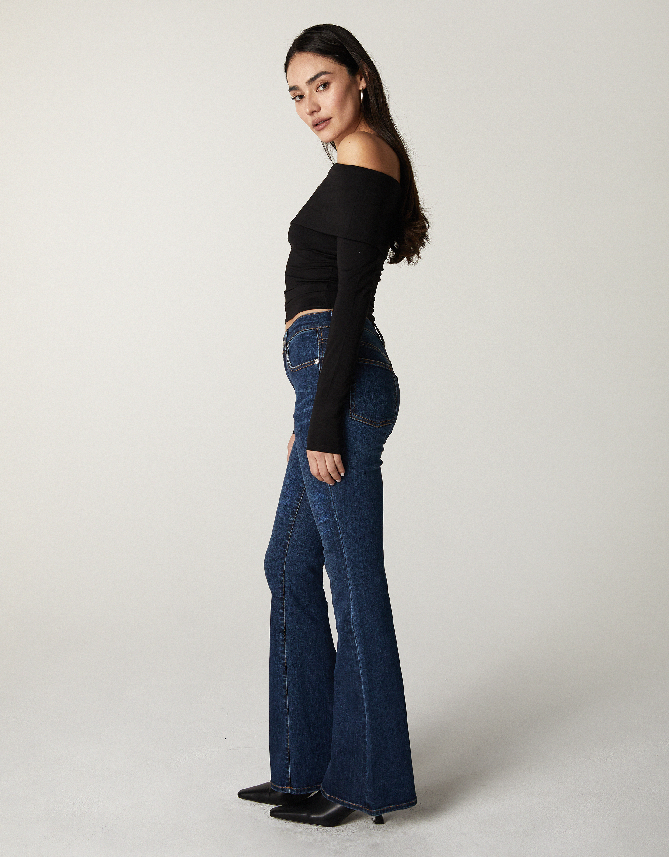 Jean Mid Rise Flare Unpublished Janet 